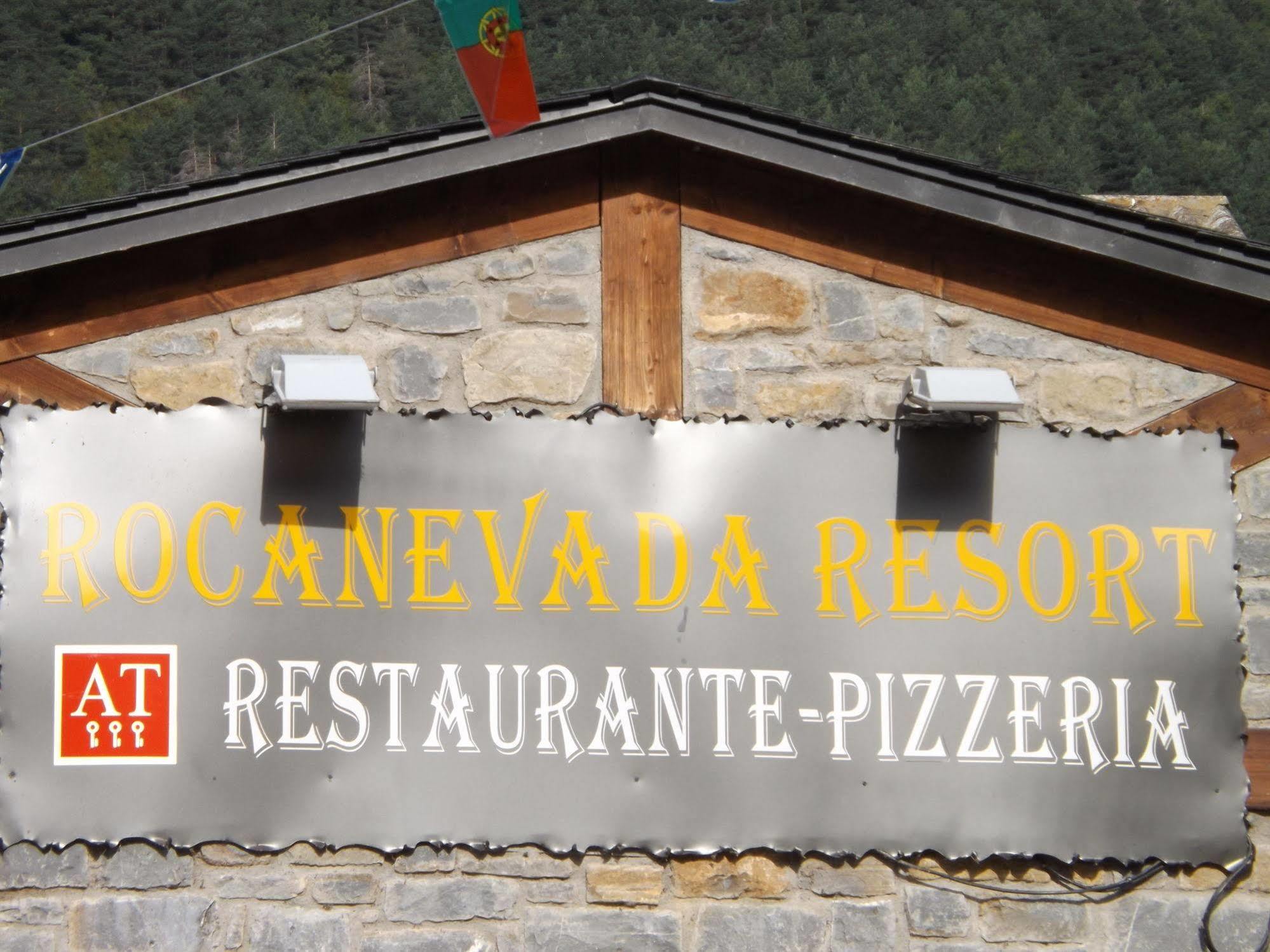 Roca Nevada Suites ビリャヌア エクステリア 写真